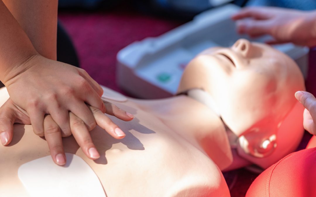 Premiers soins petite enfance / RCR / DEA